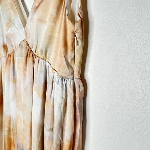 H&M Long Maxi V-neck Dress Nutural Colors Size XS NWT - Picture 4 of 7